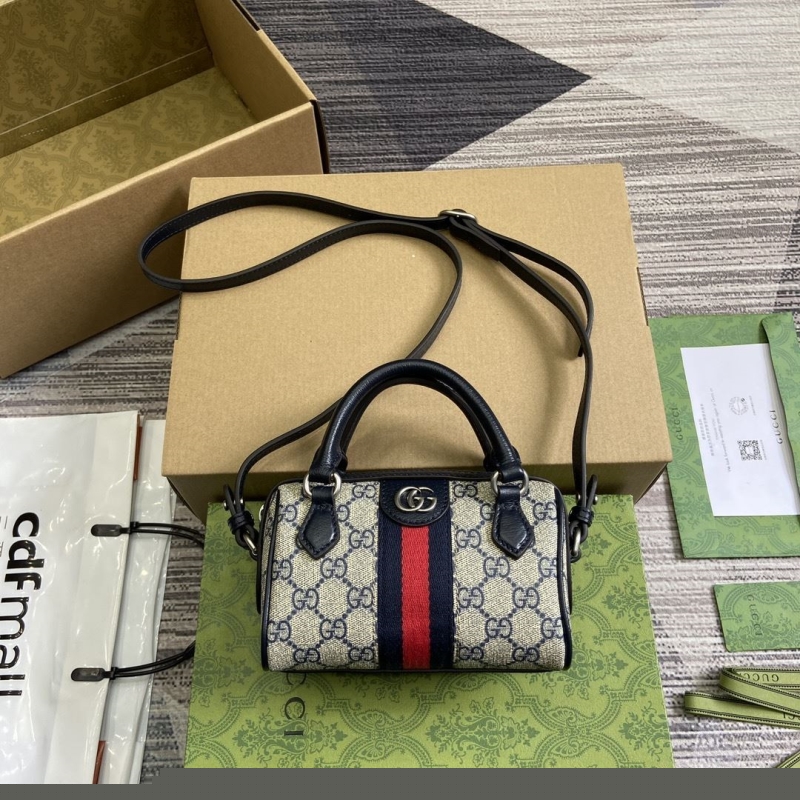 G*u*i speedy bags
